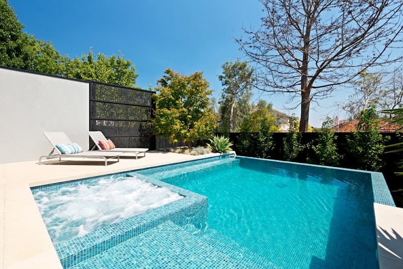 Reef Pools Cronulla pool builder work in Miranda