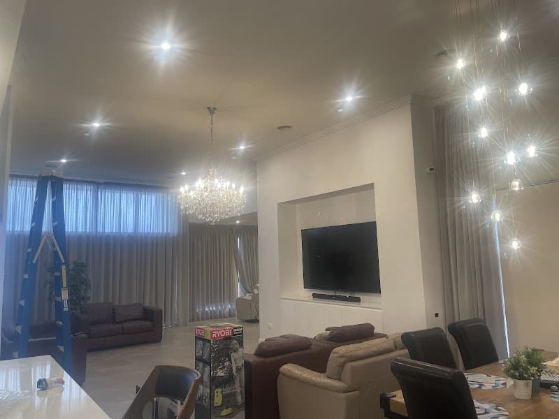 REFLEX Electrical electrician work in Downer