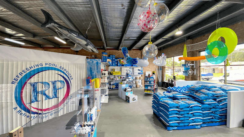 Refreshing Pool Services and Installations pool builder work in Berkeley Vale