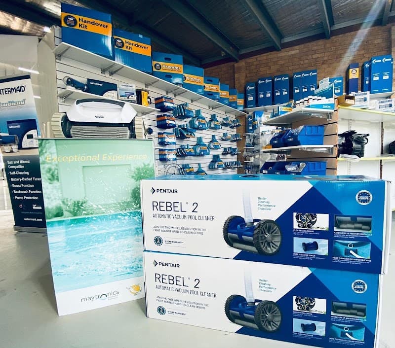Refreshing Pool Services and Installations pool builder work in Berkeley Vale