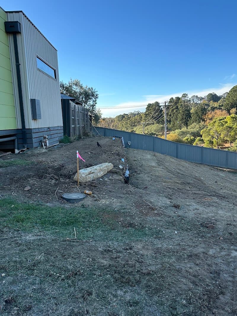Regional Retaining Walls Australia concreting work in Delacombe
