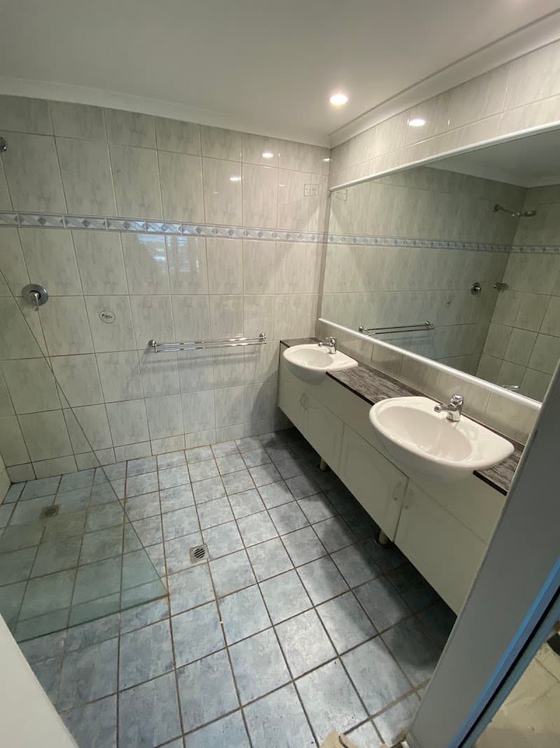 Reidy's Renos & Repairs bathroom renovation work in Malak