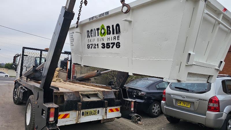 Rentobin Skip Bin Hire rubbish removal work in Smithfield