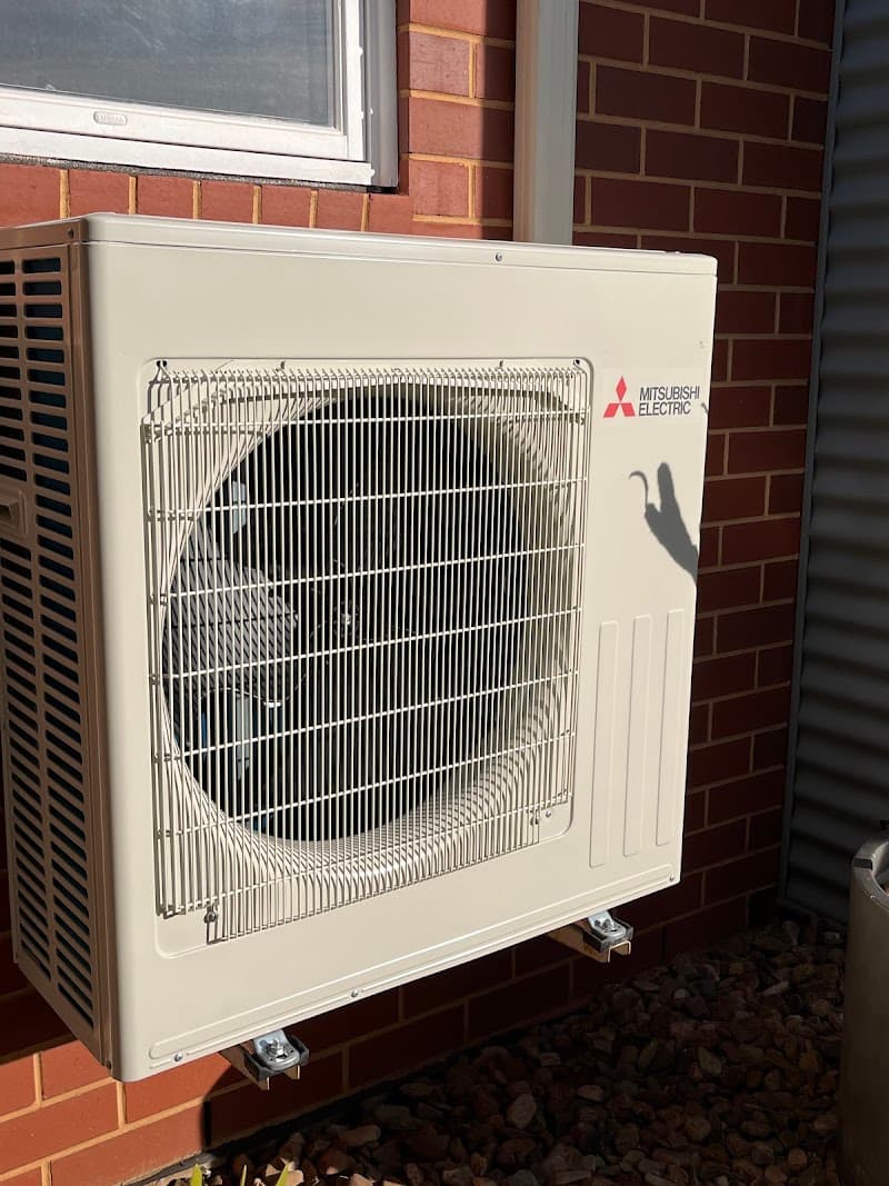 REQ Refrigeration & Air Conditioning air conditioning work in Port Adelaide