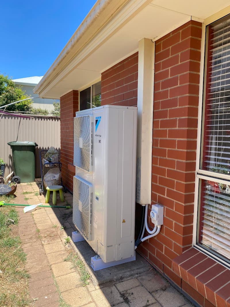 REQ Refrigeration & Air Conditioning air conditioning work in Port Adelaide