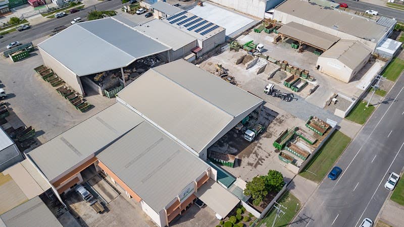 Retrac Skips Gold Coast rubbish removal work in Arundel