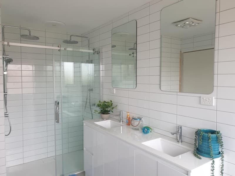 Ridge Plumbing and Maintenance Pty Ltd plumber work in Moolap