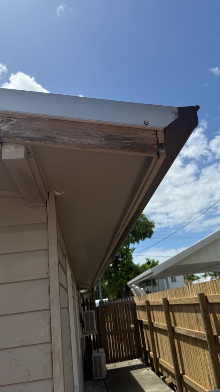 Rikes Professional Painting Services painter work in Kelso