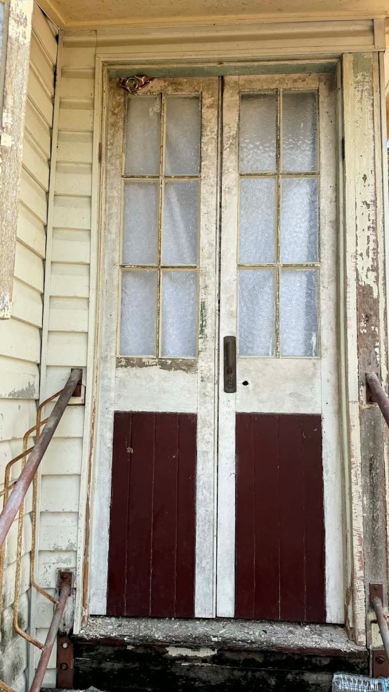 Rikes Professional Painting Services painter work in Kelso