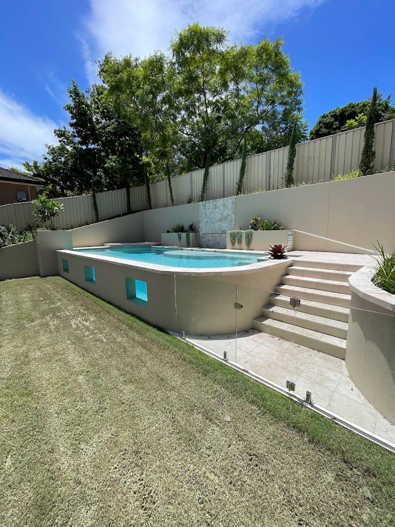 Riparian Constructions Pty Ltd pool builder work in Carindale