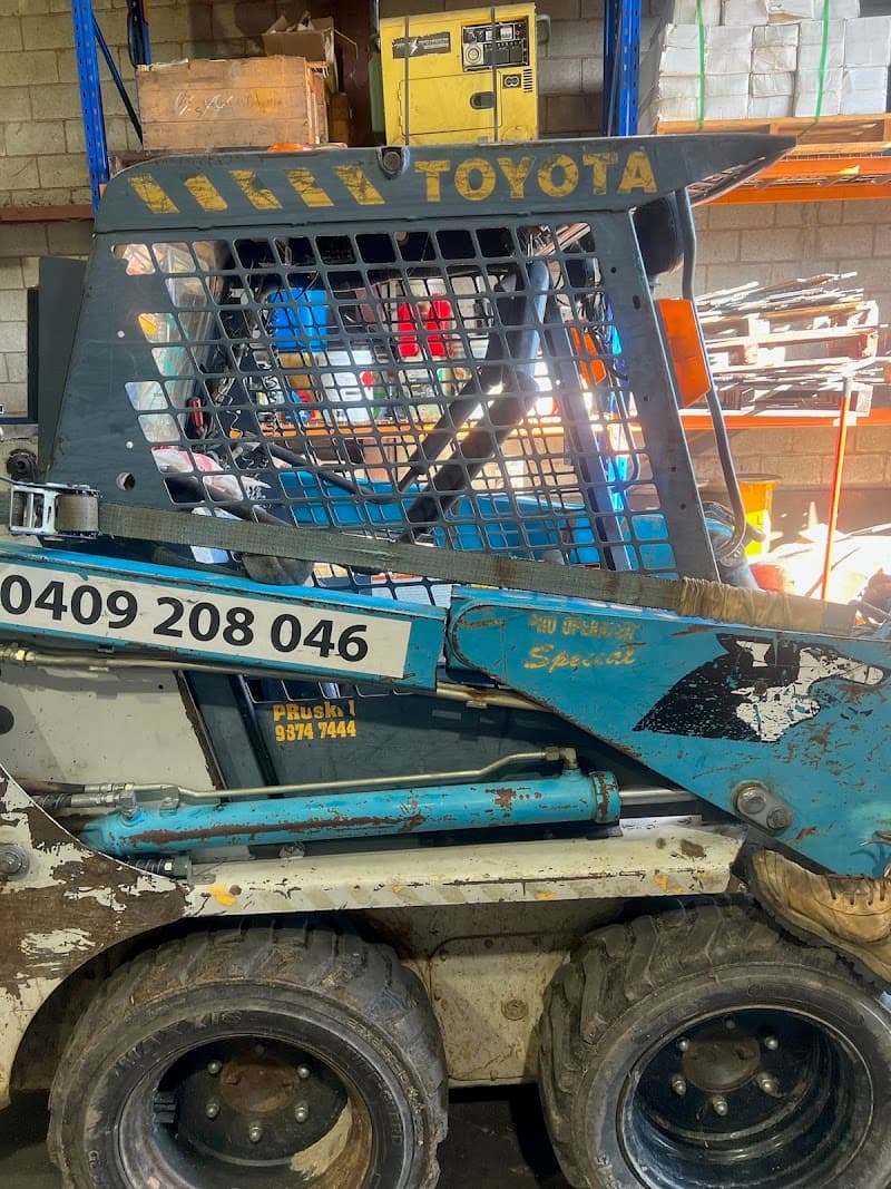 Riverina Tree Care tree services work in Wodonga
