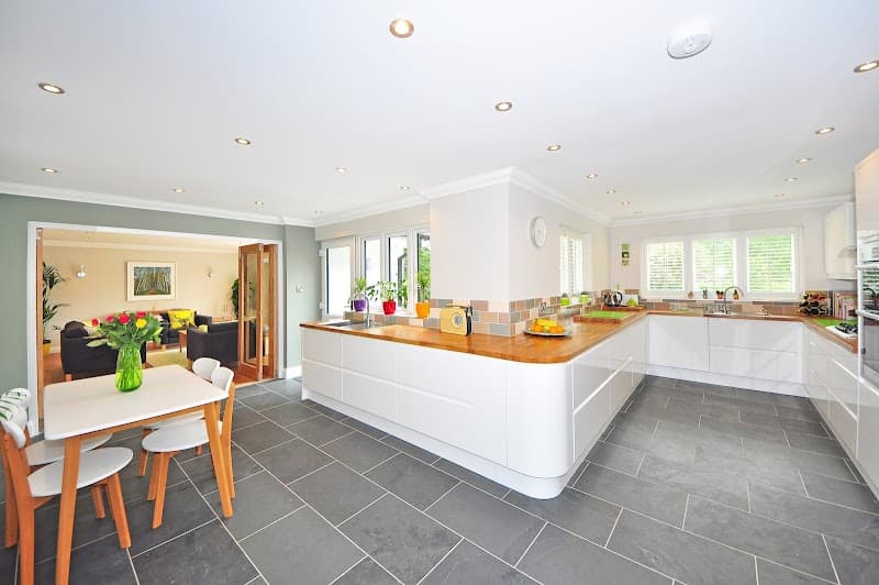 RJ Tiling Brisbane tiling work in Greenslopes