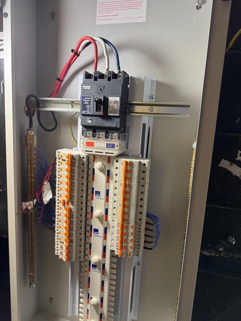 RMD Electrical electrician work in Frankston South