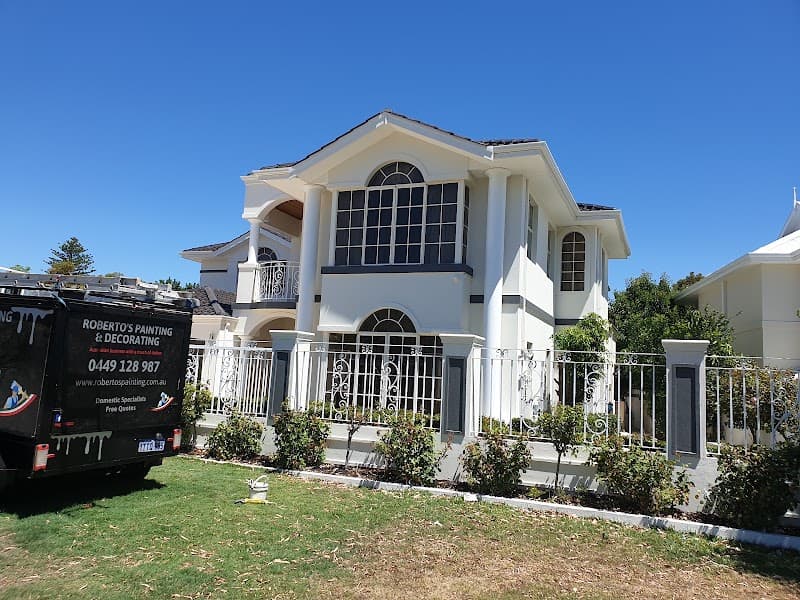 Roberto's Painting & Decorating painter work in Beldon