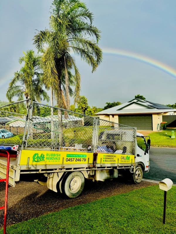 Rob's Rubbish Removals Cairns removalist work in Manoora