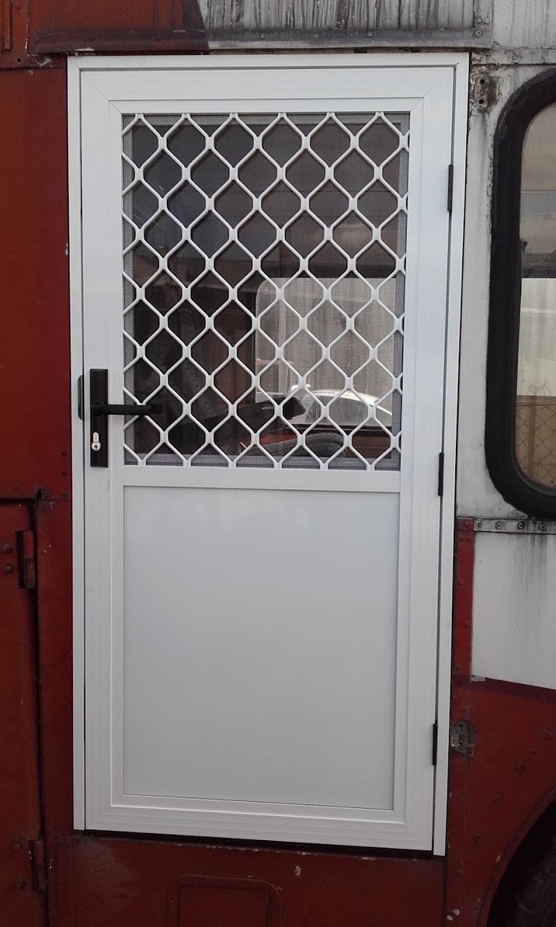 Rockingham Home Security Doors, Screens & Gates security & cctv work in Rockingham