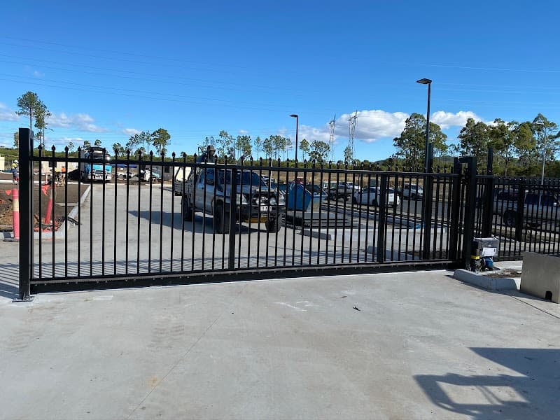 Rolltec - Commercial Doors & Gates garage doors work in Clontarf