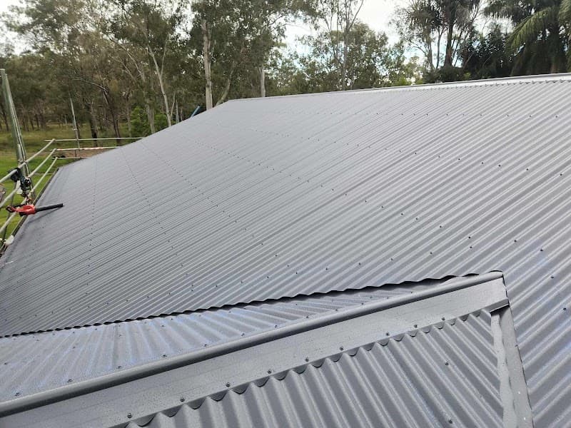 Roofing Hervey Bay | Stormshield Roofing gutter cleaning work in Wondunna