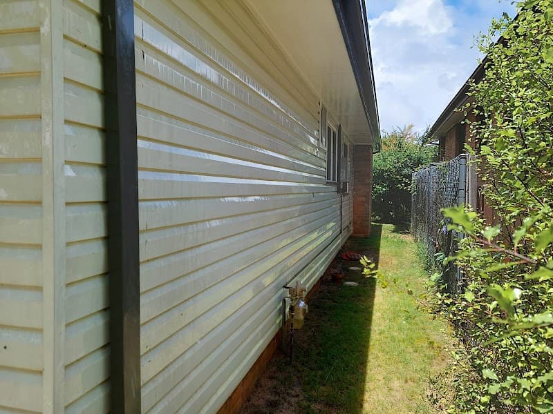 Roofmate External Cleaning (REC) gutter cleaning work in Wentworth Falls