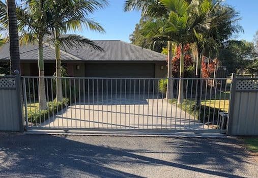 Ross Fencing Brisbane fencing work in Wilston
