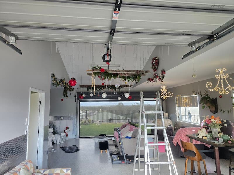 Round 2 It Maintenance carpentry work in Raceview