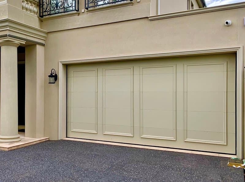 ROUNEE GARAGE DOORS & SMART SYSTEMS garage doors work in Dandenong