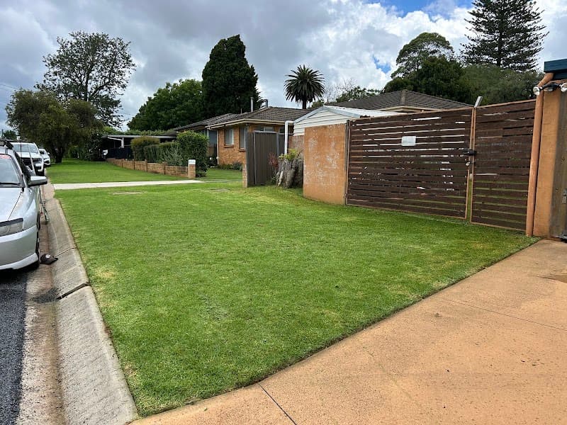 Roy’s Yard Services lawn care work in Rockville