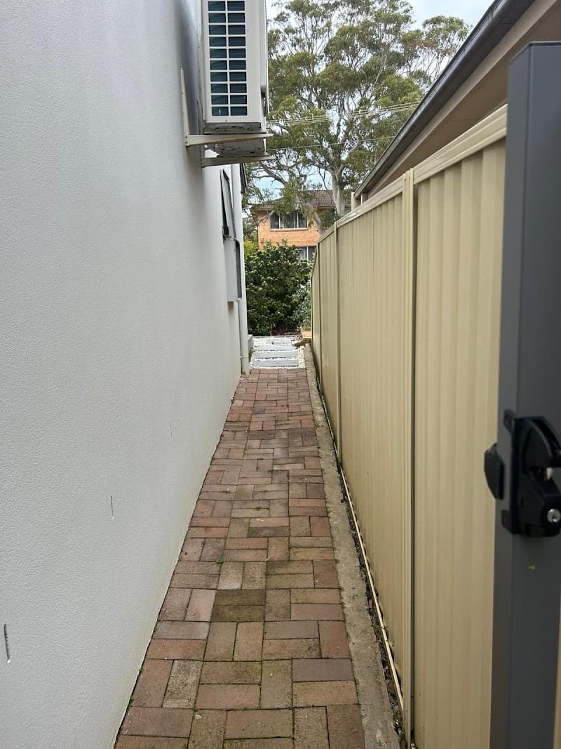 R.T's Lawn & Garden Maintenance gardening work in Miranda