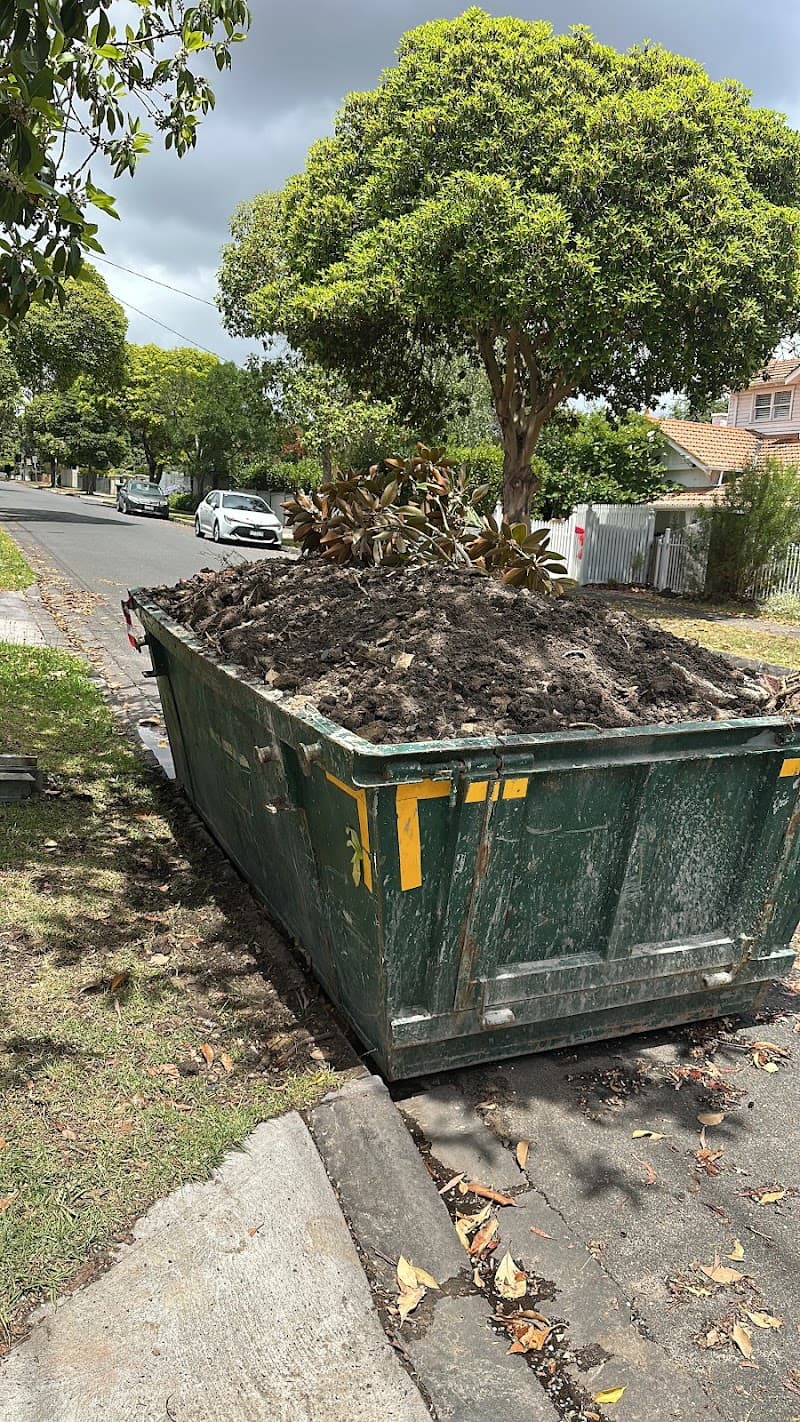 Rubbish Skip Hire Melbourne rubbish removal work in Campbellfield