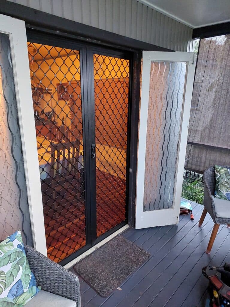 Russcos Glazing Service glass & glazier work in South Mackay