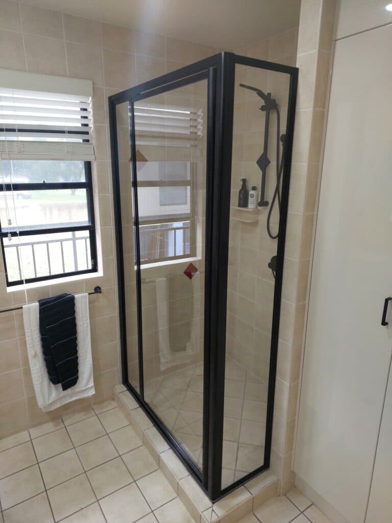 Russcos Glazing Service glass & glazier work in South Mackay