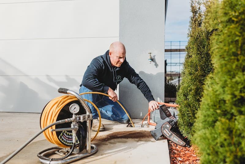 Rydeau Plumbing plumber work in Dickson