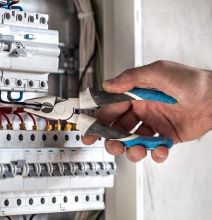 S & C Albin Electrical Contracting air conditioning work in Buninyong