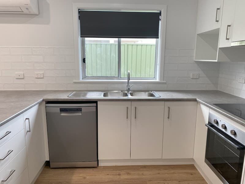 S & E Cabinets kitchen renovation work in North Albury