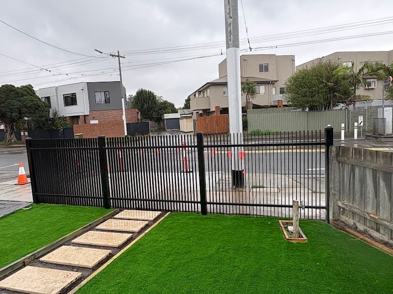 Safehome Gates and Fences fencing work in Dandenong