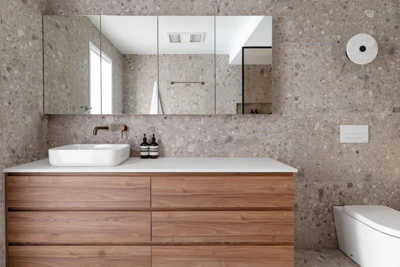 Salt Renovations bathroom renovation work in Fyshwick