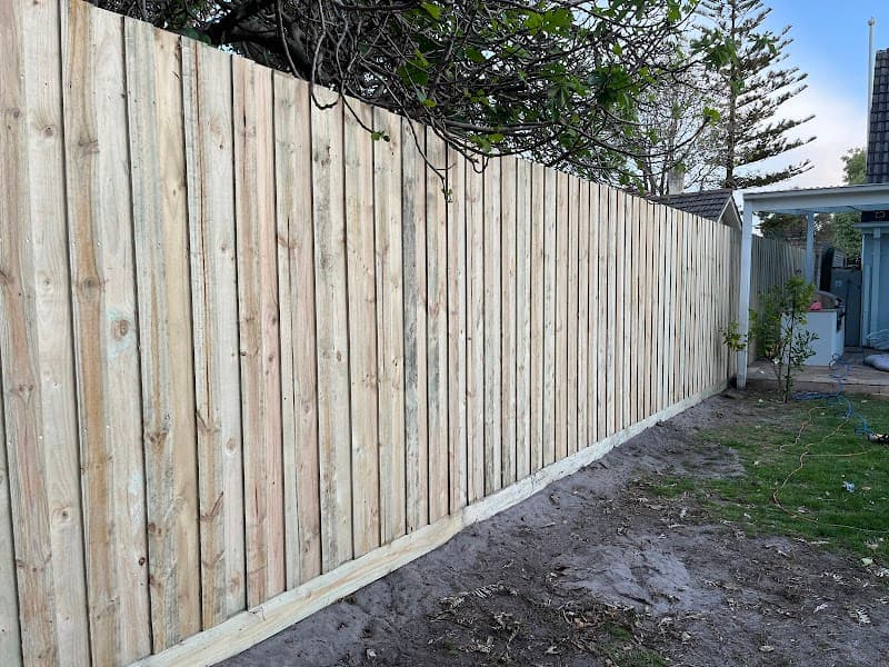 Sami Fencing And Gates fencing work in Dandenong