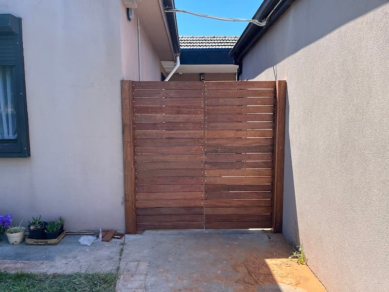 Sami Fencing And Gates fencing work in Dandenong