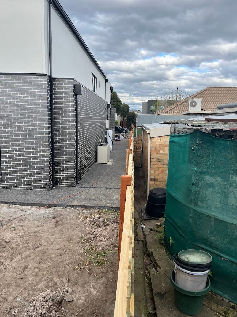 Sami Fencing And Gates fencing work in Dandenong