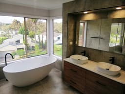 SAM'S BATHROOM RENOVATIONS
