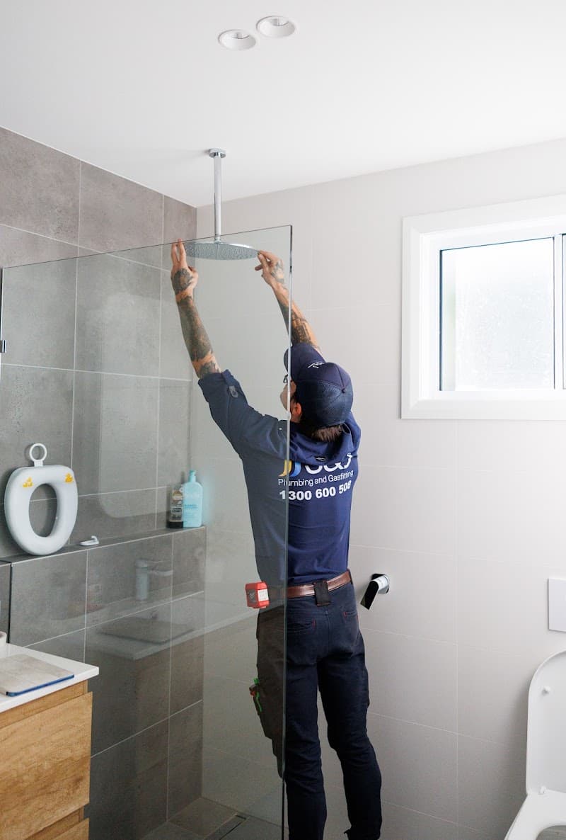 S&J Plumbing and Gasfitting Brisbane Northside plumber work in Pinkenba