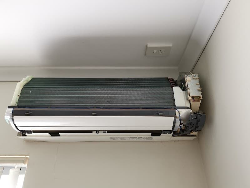 Sanitair Sutherland & St George air conditioning work in Kirrawee