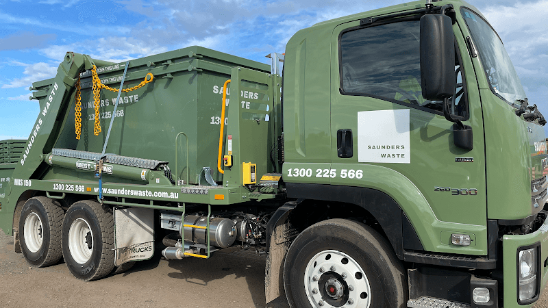 Saunders Waste - Brisbane Skip Bin Hire rubbish removal work in Enoggera