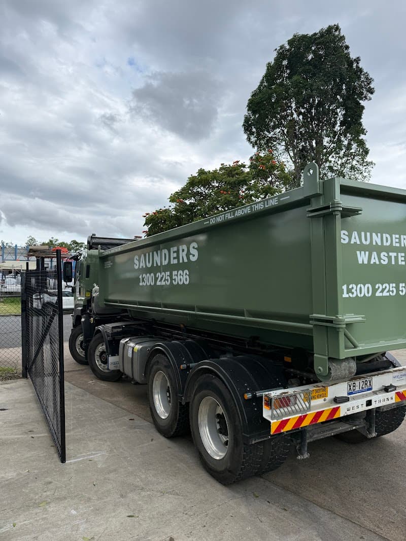 Saunders Waste - Brisbane Skip Bin Hire rubbish removal work in Enoggera