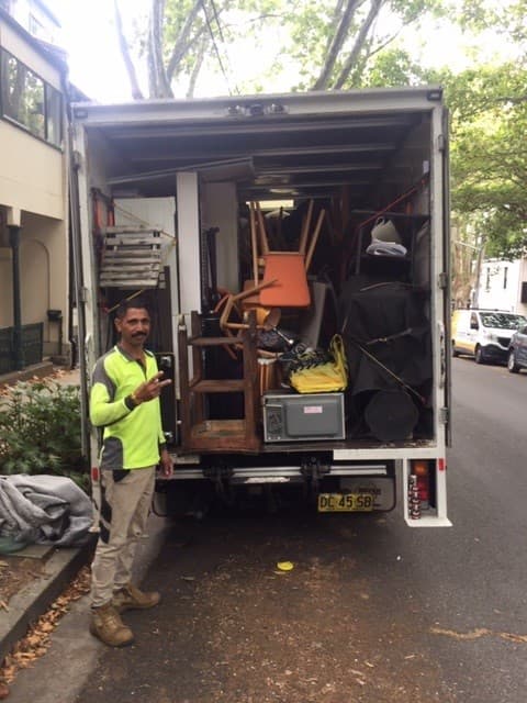 SE Removalists removalist work in Harris Park