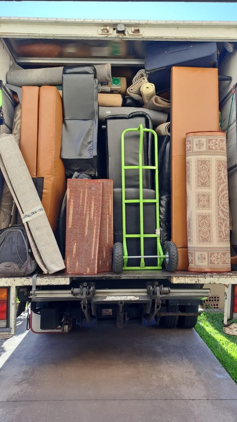 SE Removalists removalist work in Harris Park