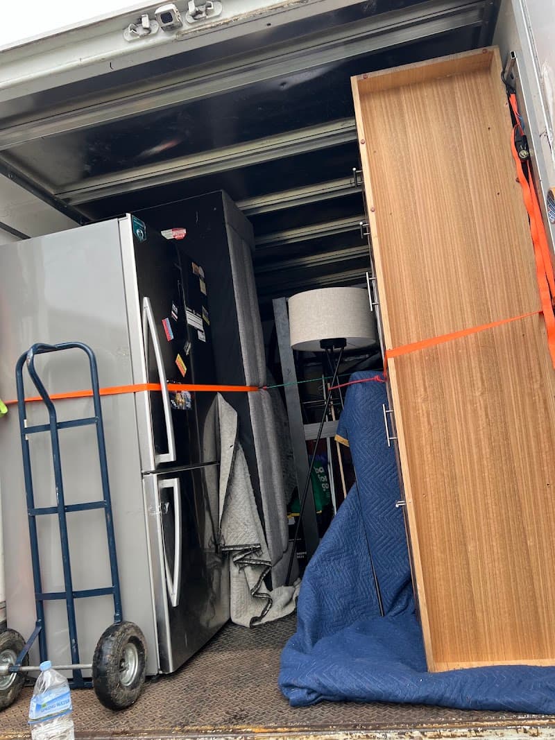 SE Removalists removalist work in Harris Park