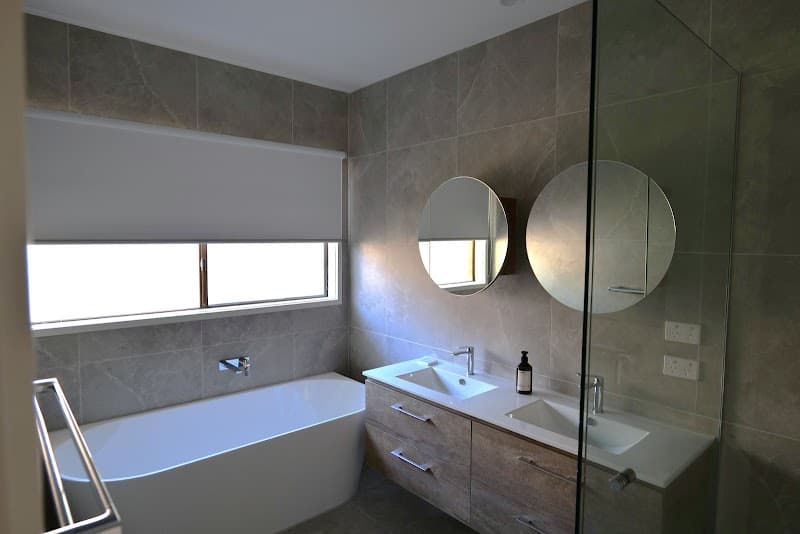 Seaside Building bathroom renovation work in Mornington