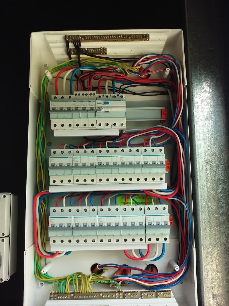 S.eight Electrical electrician work in North Ipswich
