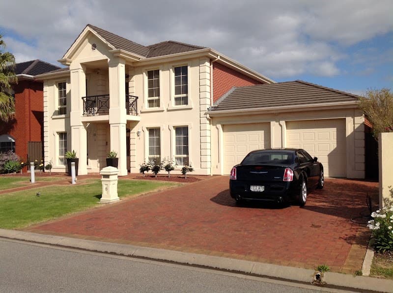 Select Building Inspections Adelaide pest control work in Adelaide